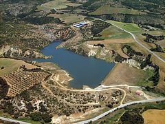 lake-near-agios-antonios-EIK001.jpg